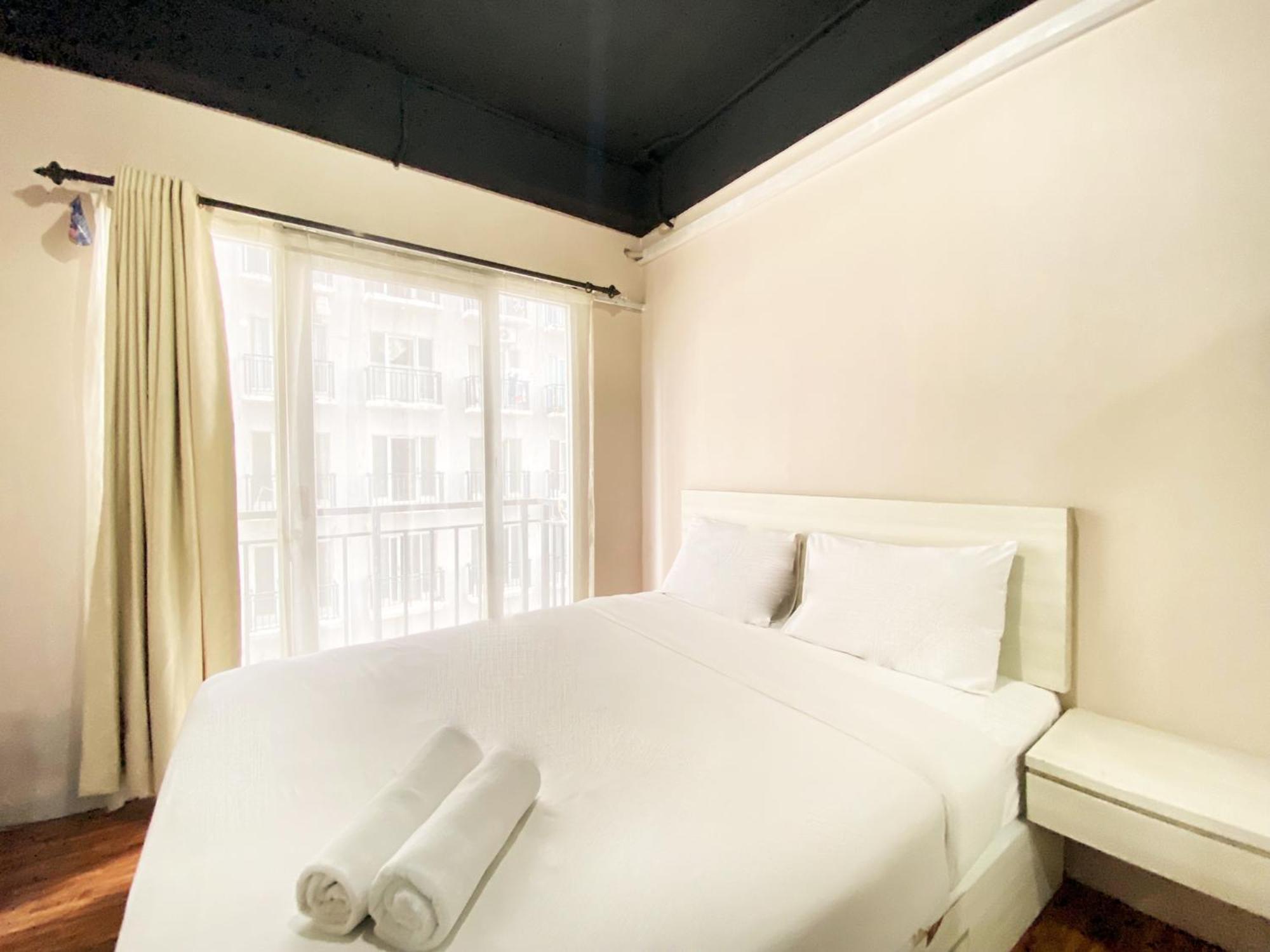 Comfort Minimalist At 3rd Floor Grand Afrika By Travelio Apartemen