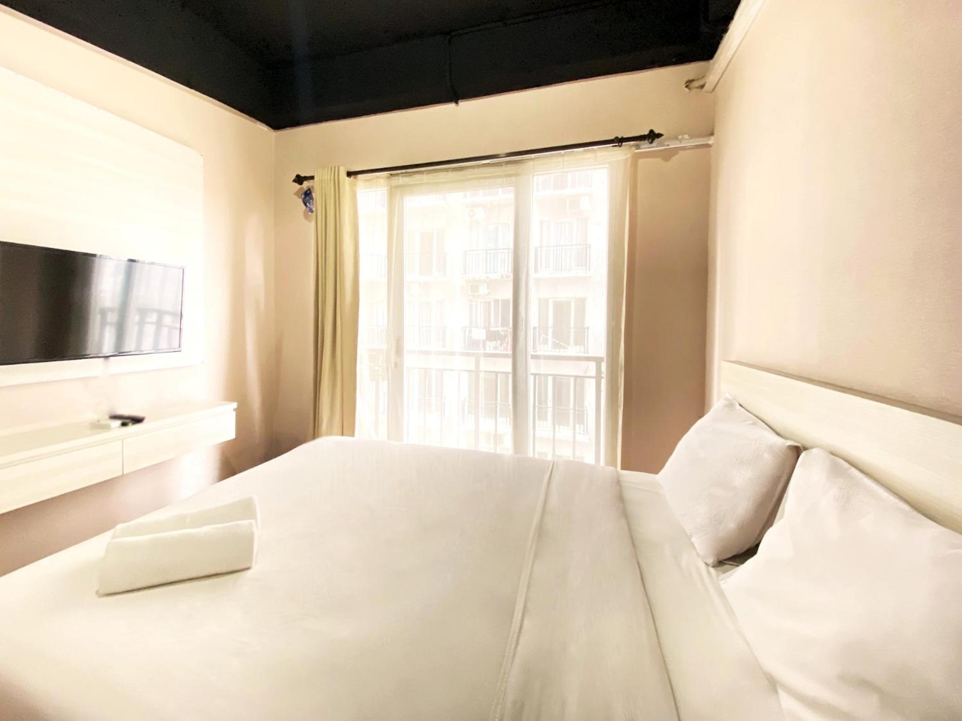 Comfort Minimalist At 3rd Floor Grand Afrika By Travelio * Bandung
